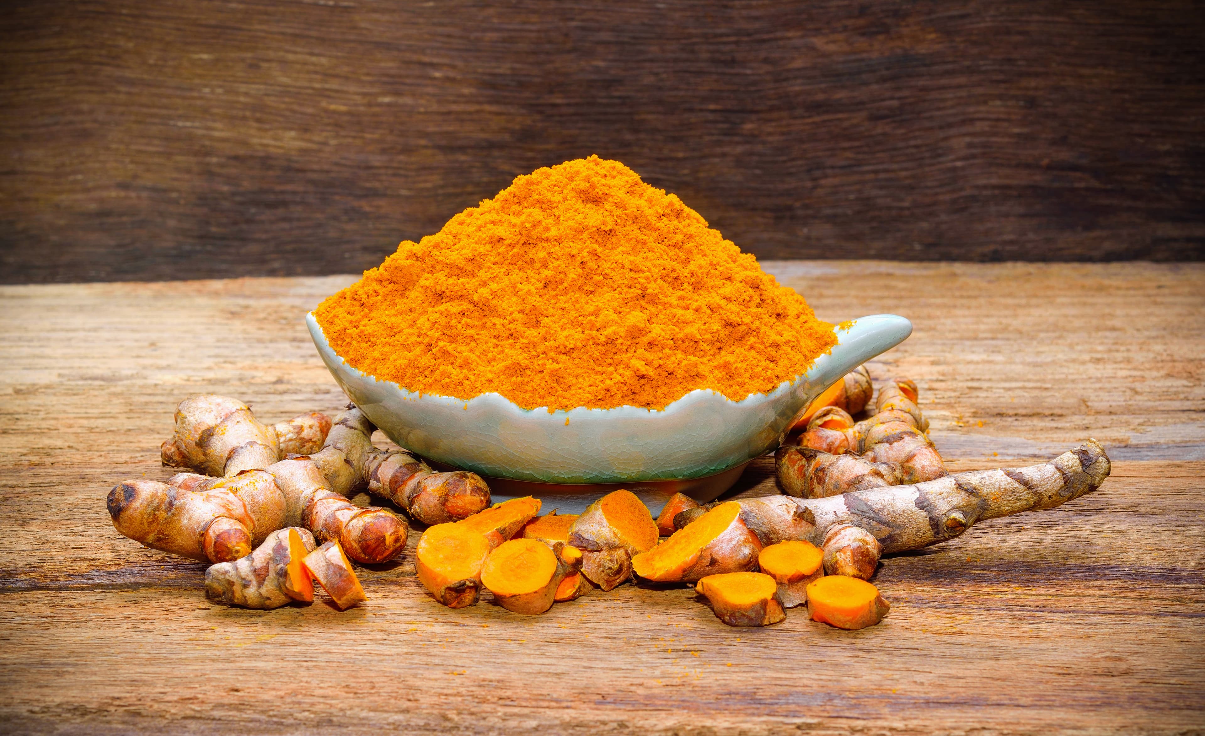 Turmeric (Curcuma longa L.) extract (standardized extract) for B2B manufacturing